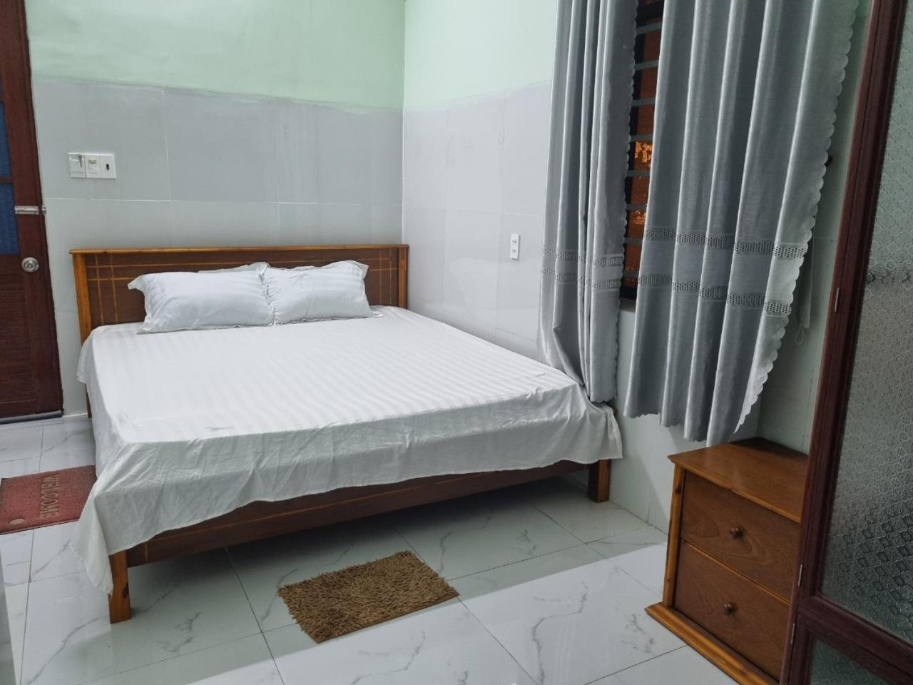 Khách sạn Ngọc Quỳnh La Gi Exterior foto